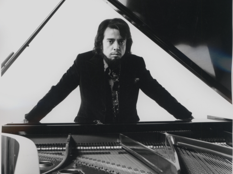 El documental SERGIO MENDES IN THE KEY OF JOY se estrena el martes 27 de abril exclusivamente por HBO y HBO GO.